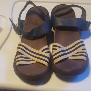 RegettaCanoe sandals worn one time